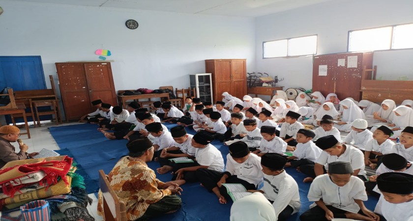 Kegiatan Jumat Legi SDN Barongsawahan 1