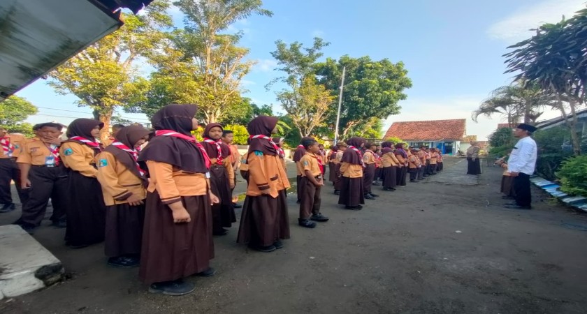 Mengetuk Pintu Langit Dipagi Hari