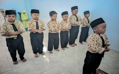 Pembelajaran Praktik Sholat